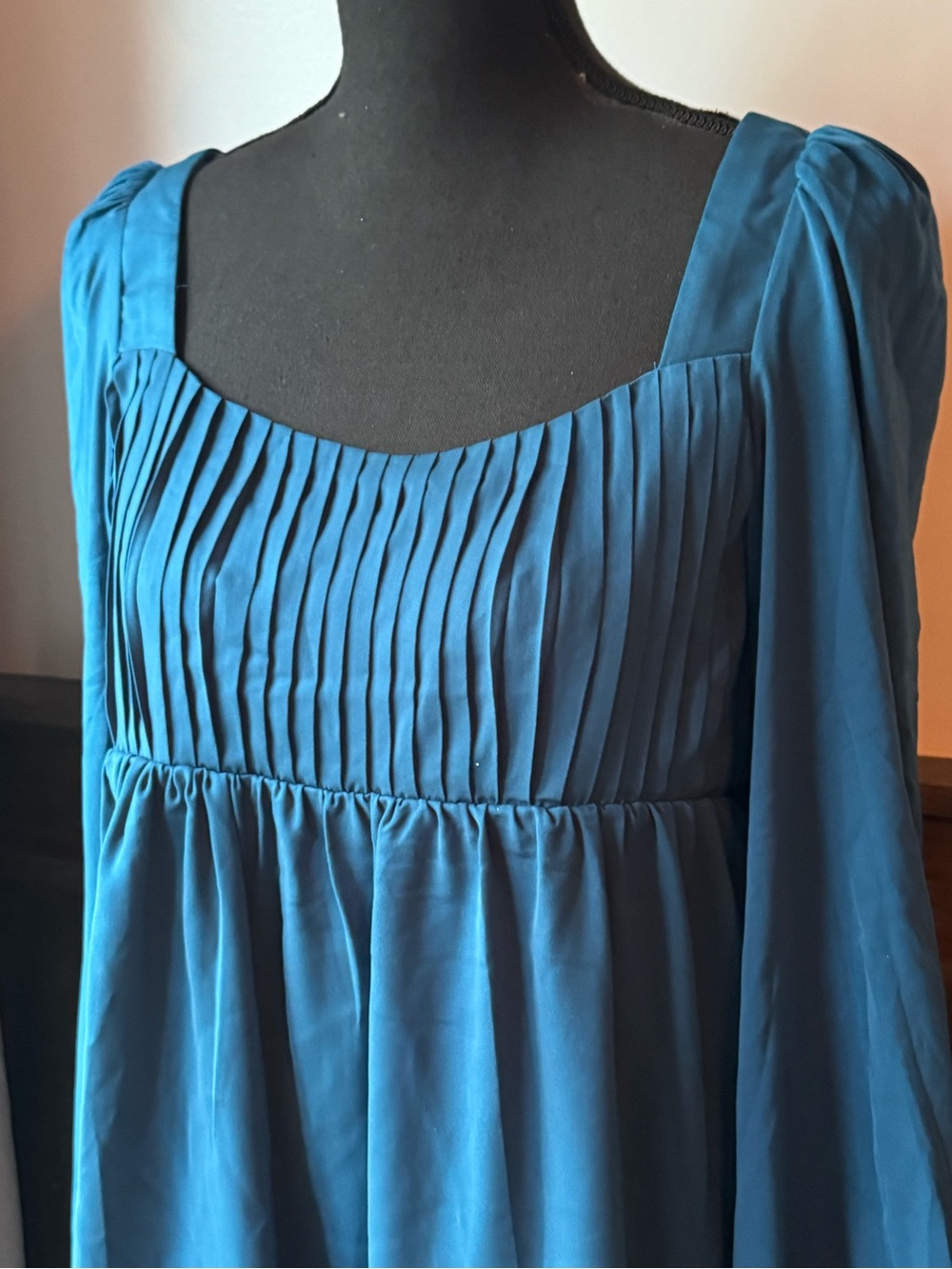 New In Teal Long-Sleeve Pleated Babydoll Dress large nwt - Picture 2 of 7